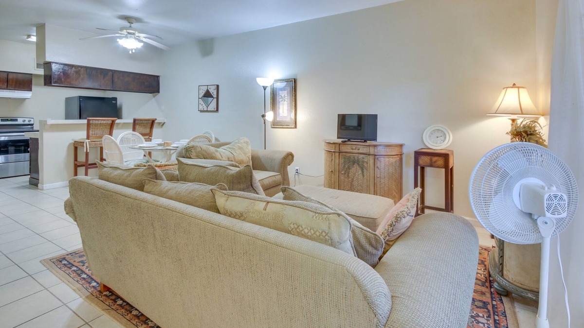 Greater Fondren Southwest Apartment | Southwest Houston Apartment w/Pool Access!
