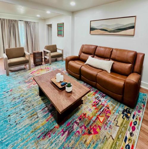 Nederland House | Southwest x Southeast 3BR 2BA