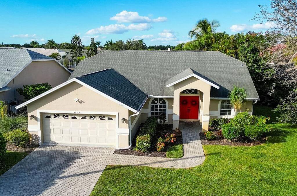 Crown Pointe House | Sovanita House Naples, FL