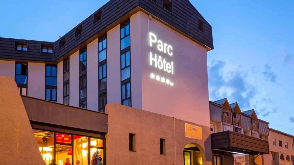 Briancon Apartment | SOWELL HOTELS Le Parc & SPA* - Superior Room for 2 People
