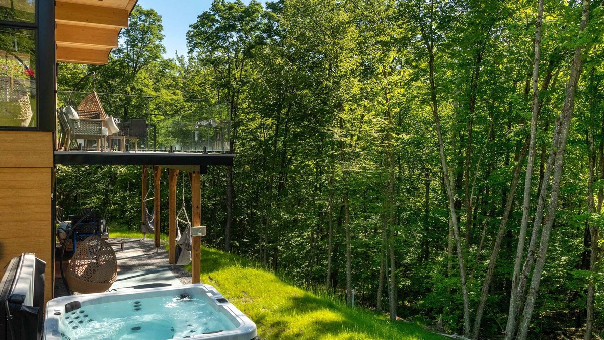 Argenteuil Regional County Municipality Ski Chalet | Spa & Absolute Comfort - Le RuissO