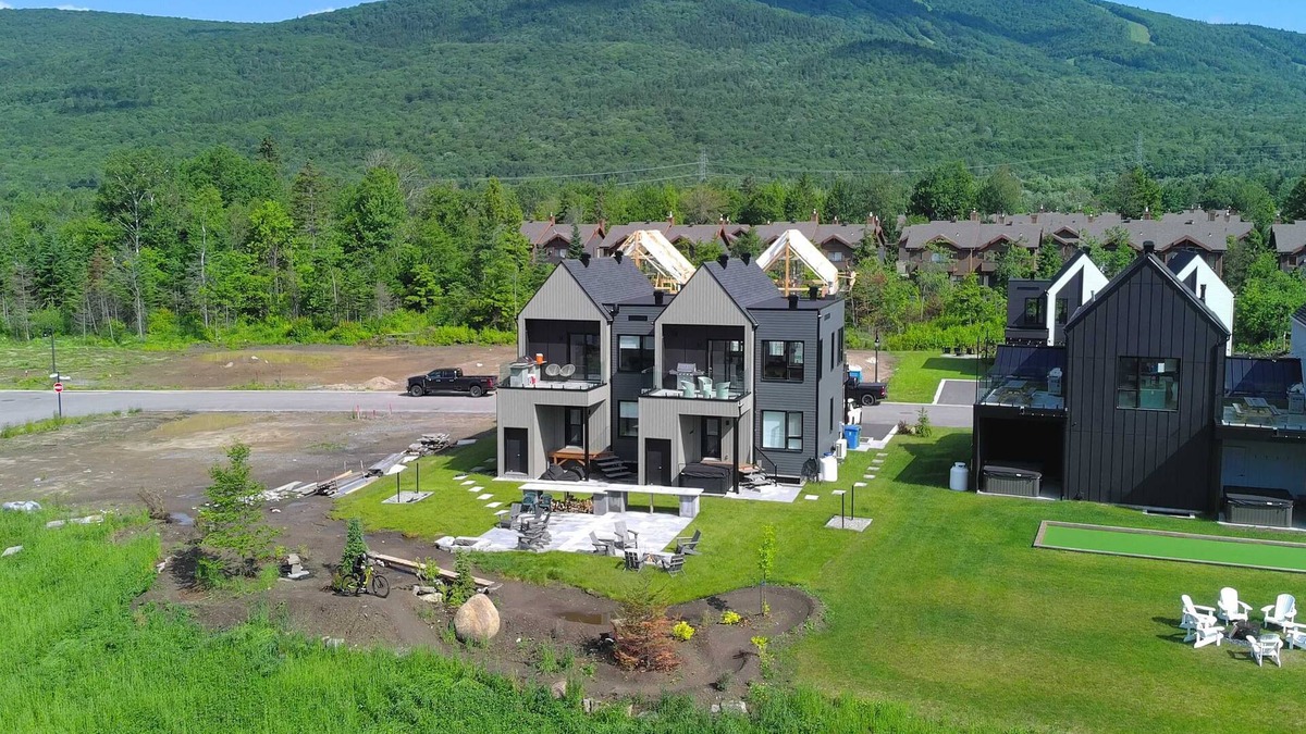 Beaupre Ski Chalet | Spa and Mountain View - World Cup