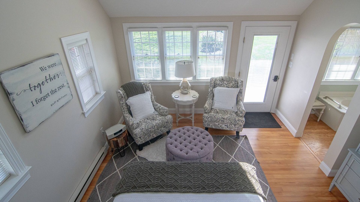 Bird In Hand Cottage | Spa Cottage in Tranquil Amish Country, Jetted Tub, Outdoor Patio