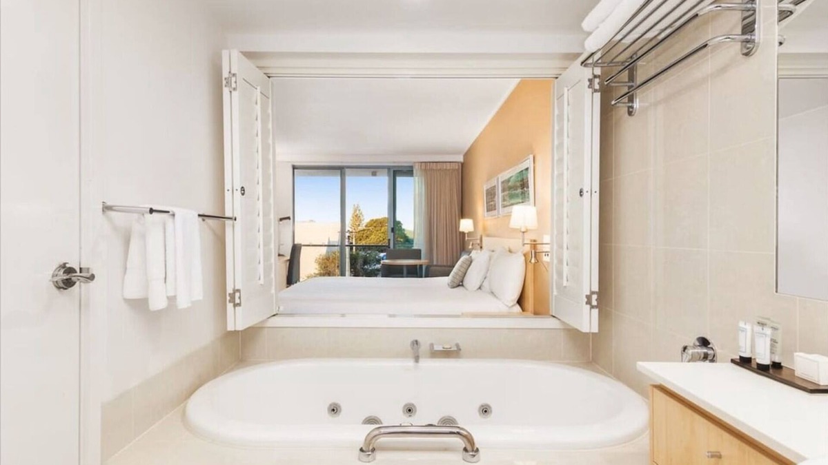 Ballina Apartment | Spa Retreat Ballina - Your own private spa to enjoy - FREE Wi-Fi