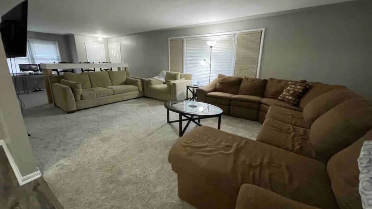 Westside Connection House | Space, space, space, very clean, doesn't disappoint!