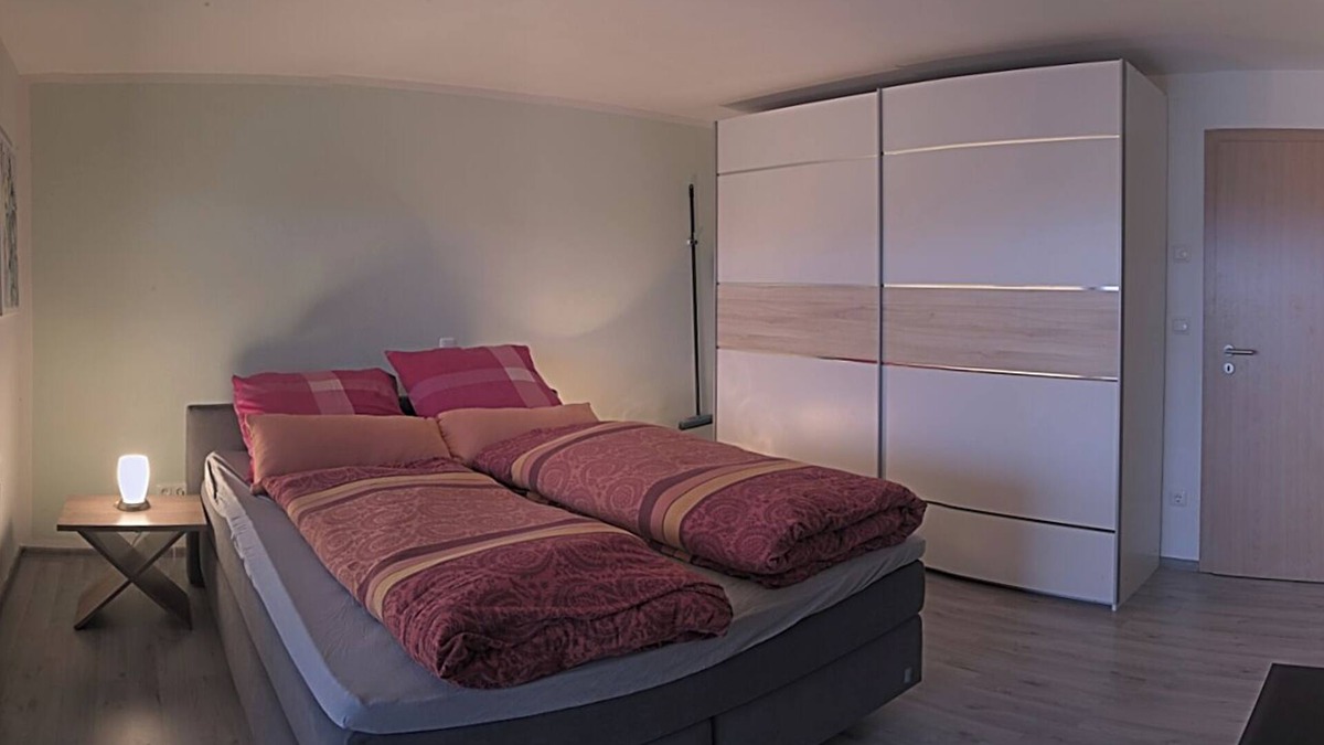 Auerbach in der Oberpfalz Apartment | Spacious vacation apartment at the gateway to Franconian Switzerland