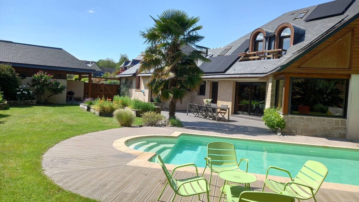 Vannes House | Spacieuse Maison Avec Piscine, Proche Port ET Centre Ville
