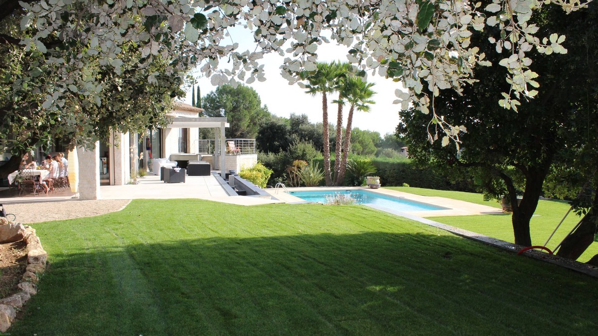 Valbonne Villa | Spacieuse Villa Rénovée Plein sud Sans vis a vis