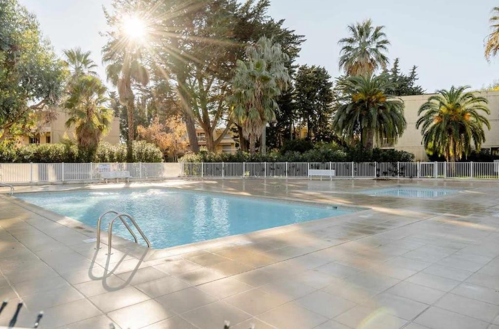 Antibes Apartment | Spacieux 2 pièces au calme à 5 min des plages