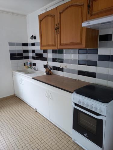 Beauvais Apartment | Spacieux appartement 4 pieces