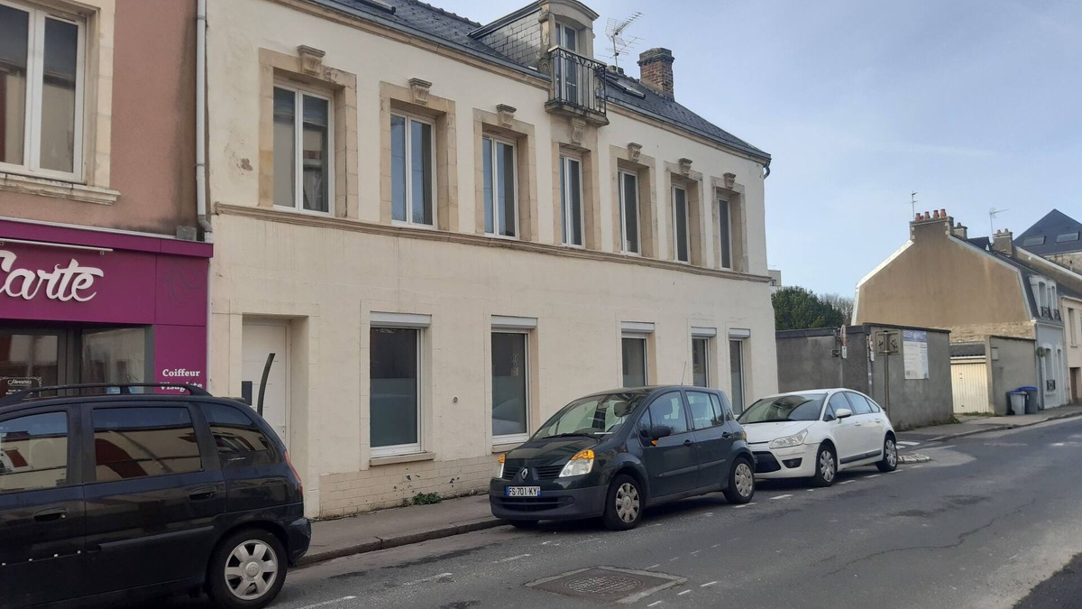 Cherbourg-en-Cotentin Apartment | Spacieux Appartement Idéalement Situé. Animaux de Compagnie Acceptés !