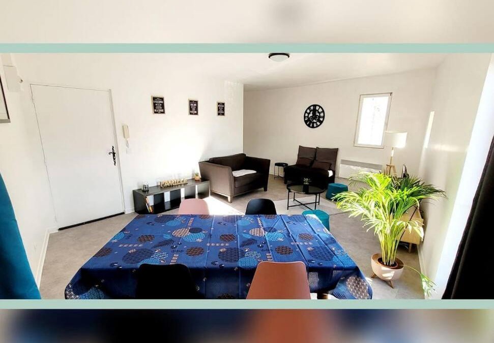 Neris-les-Bains Apartment | Spacieux T3 au pied des Thermes