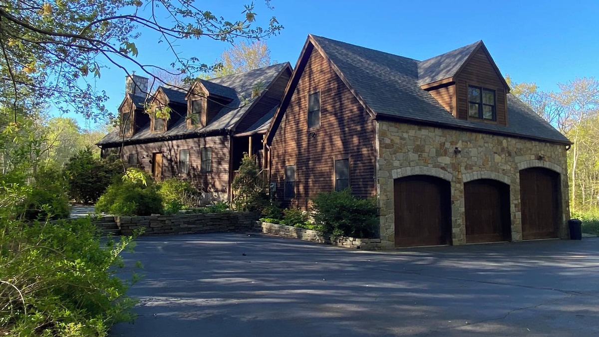 Deep River Apartment | Spacious 1-Bedroom Apartment surrounded by Woods