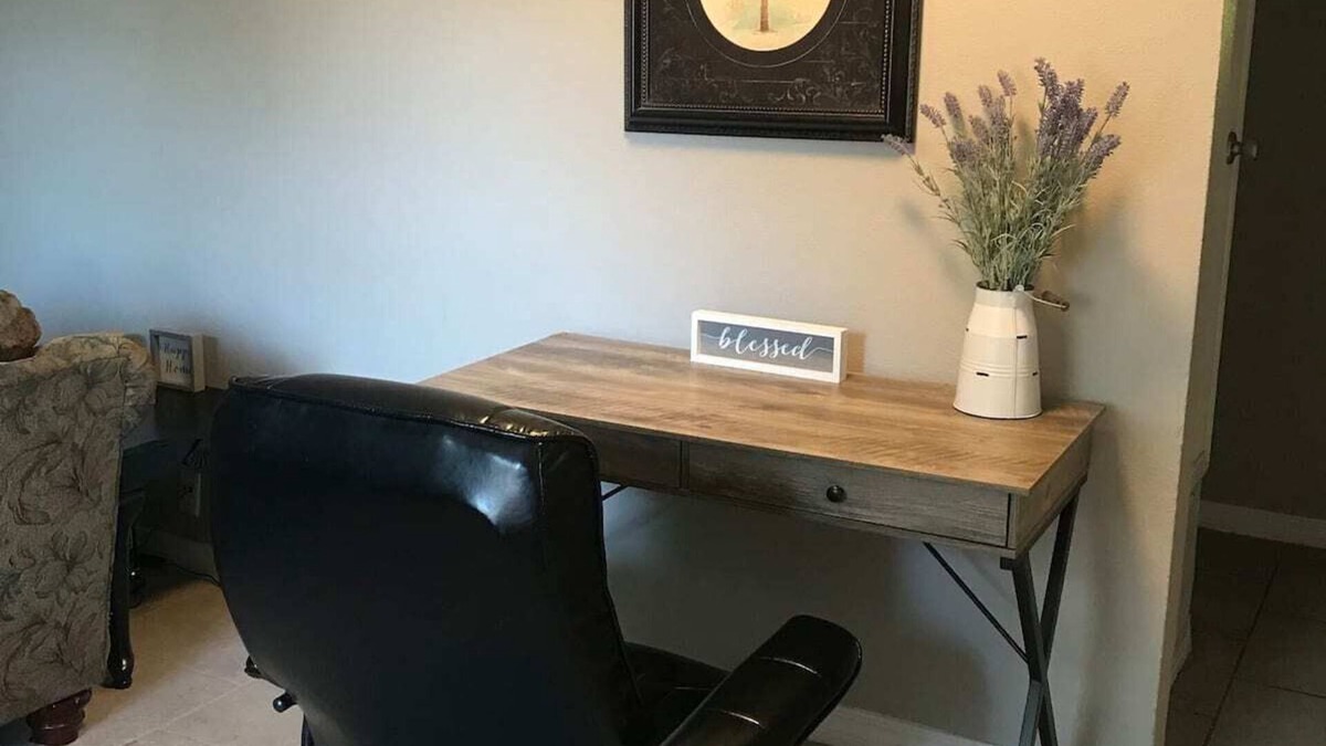 Pascagoula Apartment | Spacious 1 Bedroom Apt near beach .