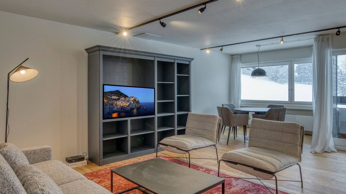 Le Planellet Apartment | Spacious 1-bedroom apartment with parking and wifi 400m from the slopes in Megève