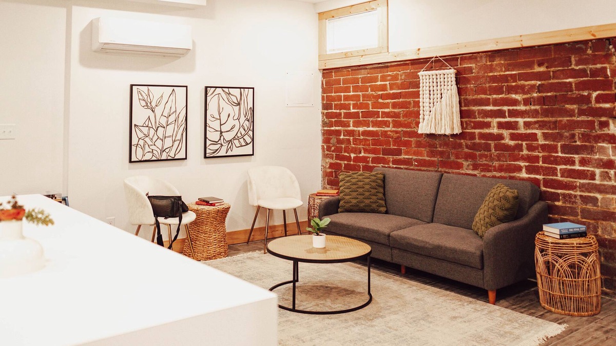 Johnson City Apartment | Spacious 1 bedroom rental unit in Historic Tree Streets