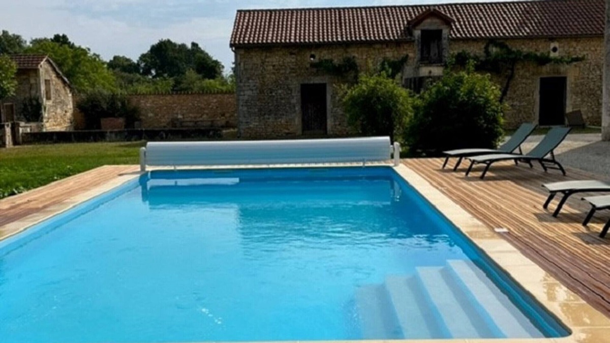 Savignac-les-Eglises Cottage | Spacious 19th-century house with private pool, AC, park, and modern amenities in Dordogne countryside