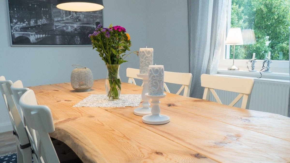 Sued Apartment | Spacious 144sqm Historic Apt. Near Koblenz Central Station for Families & Groups