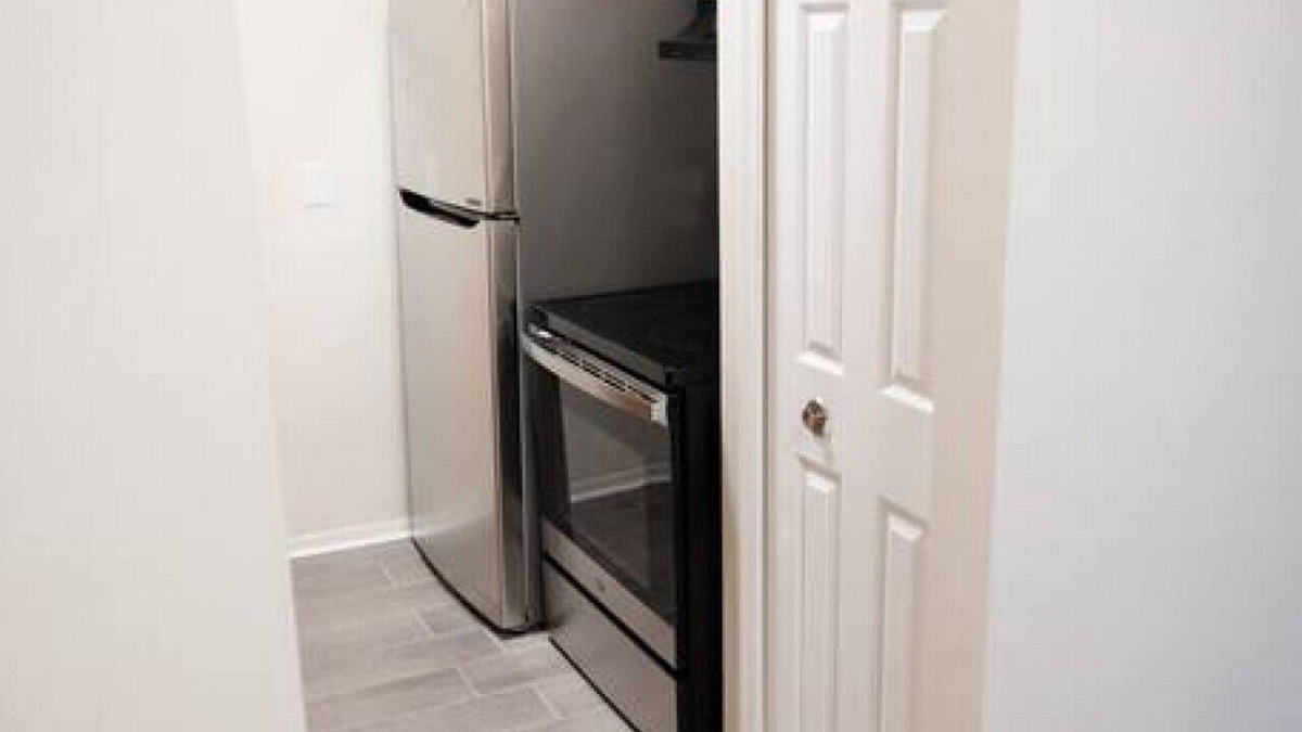 Dearborn Apartment | Spacious 1bd apt in DT Dearborn