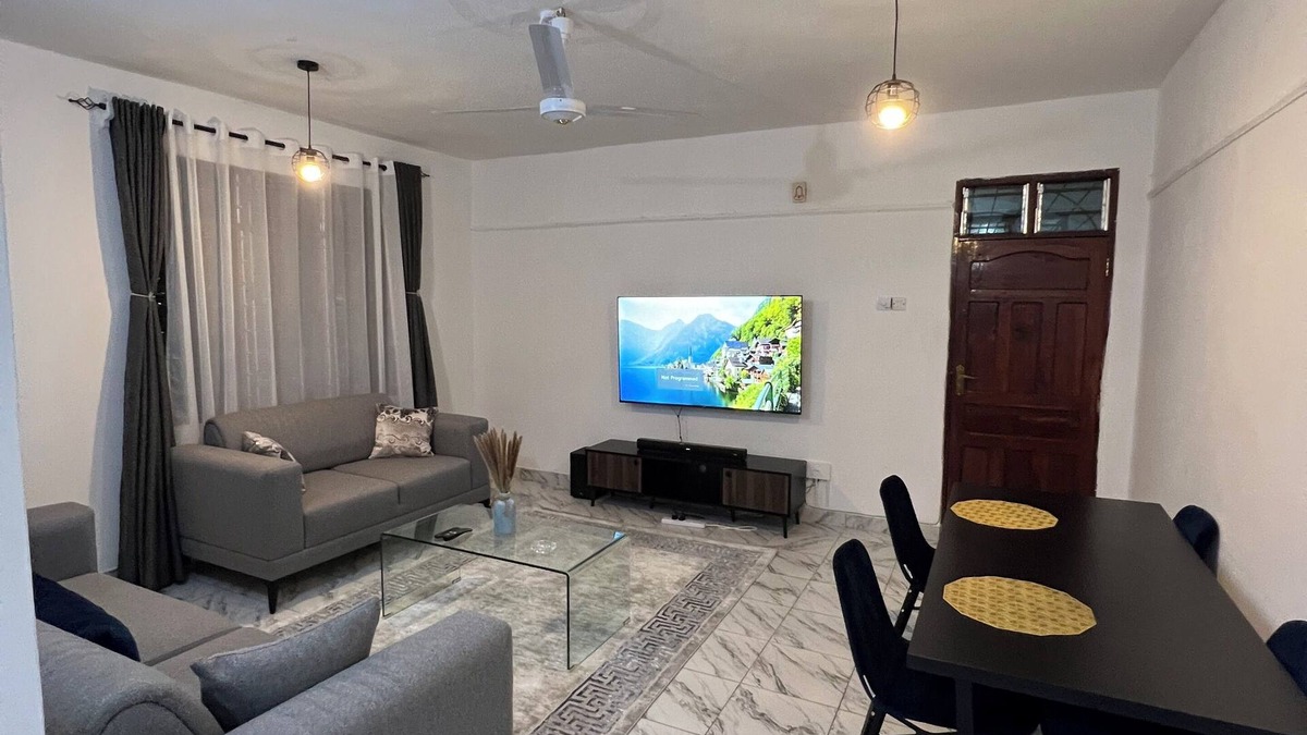 Mombasa Apartment | Spacious 1bedroom apartment in Nyali/hotshower/washing machine/wifi