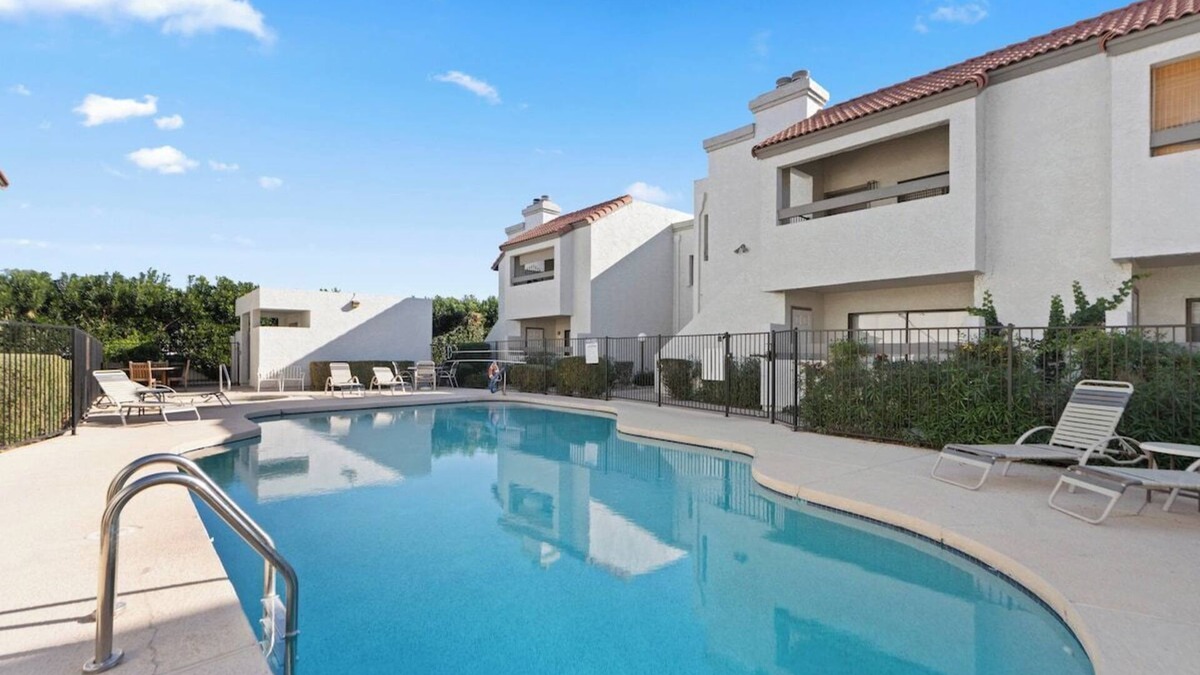 South Scottsdale Condo | Spacious 1BR Condo w/Patio & Close to Old Town