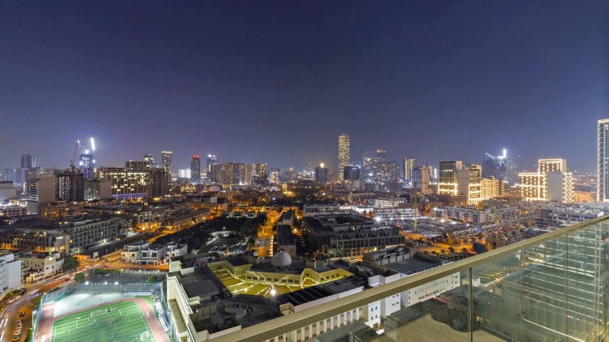 Jumeirah Village Circle Apartment | Spacious 1BR Dubai Stay – Close to Marina, Emirates Mall & Miracle Garden