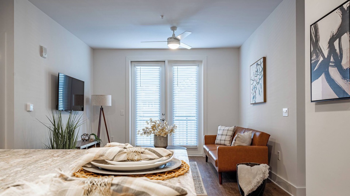 Downtown Apartment | Spacious 2-Bed, 2-Bath Oasis Retreat near Walkable Dining