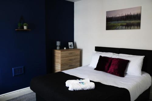 Warrington House | Spacious 2 Bed House in Warrington by Eason Stays Ideal for Weekend Getaways & Business Travellers!