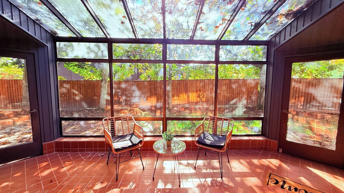 Kirkland Apartment | Spacious 2-Bed PNW Hideaway