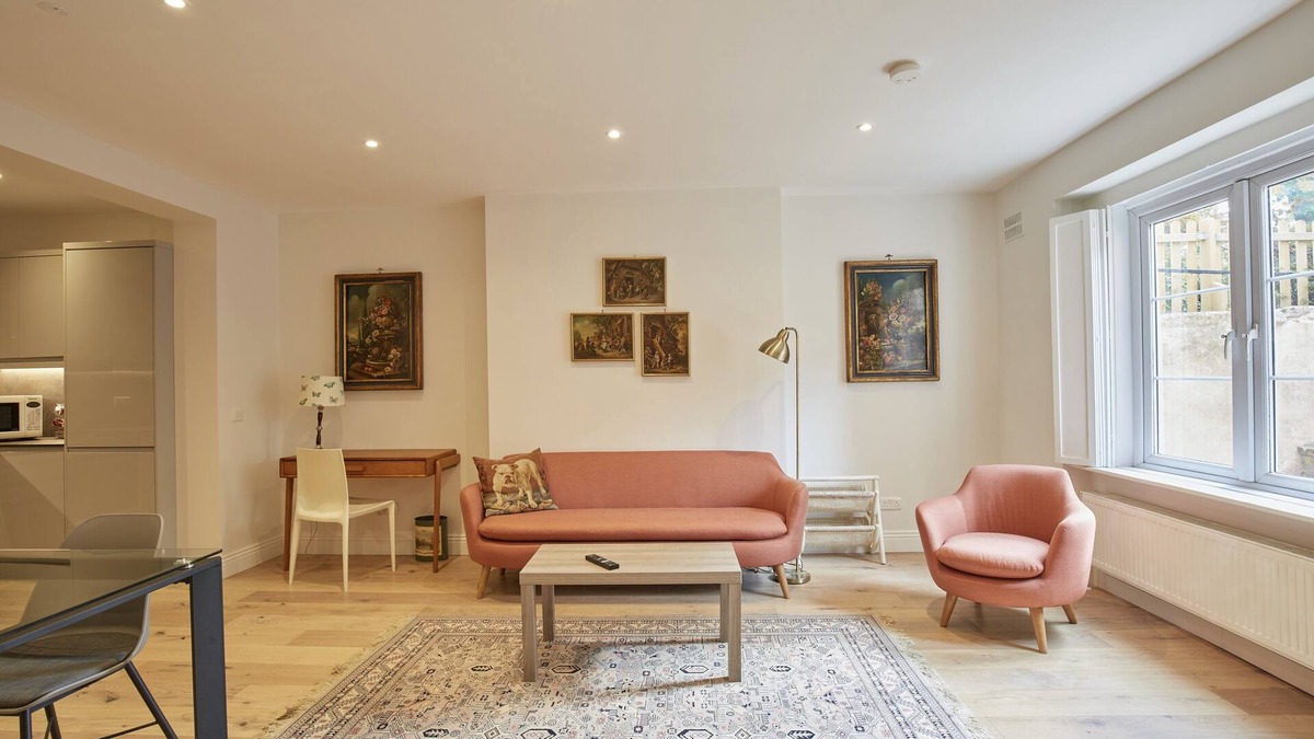 Primrose Hill Apartment | Spacious 2-Bed Views over Primrose Hill with own Private Patio