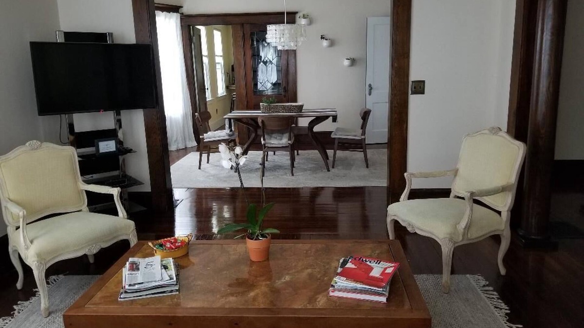 Beaver Hills Apartment | Spacious 2 Bedroom apartment close to Yale Bowl