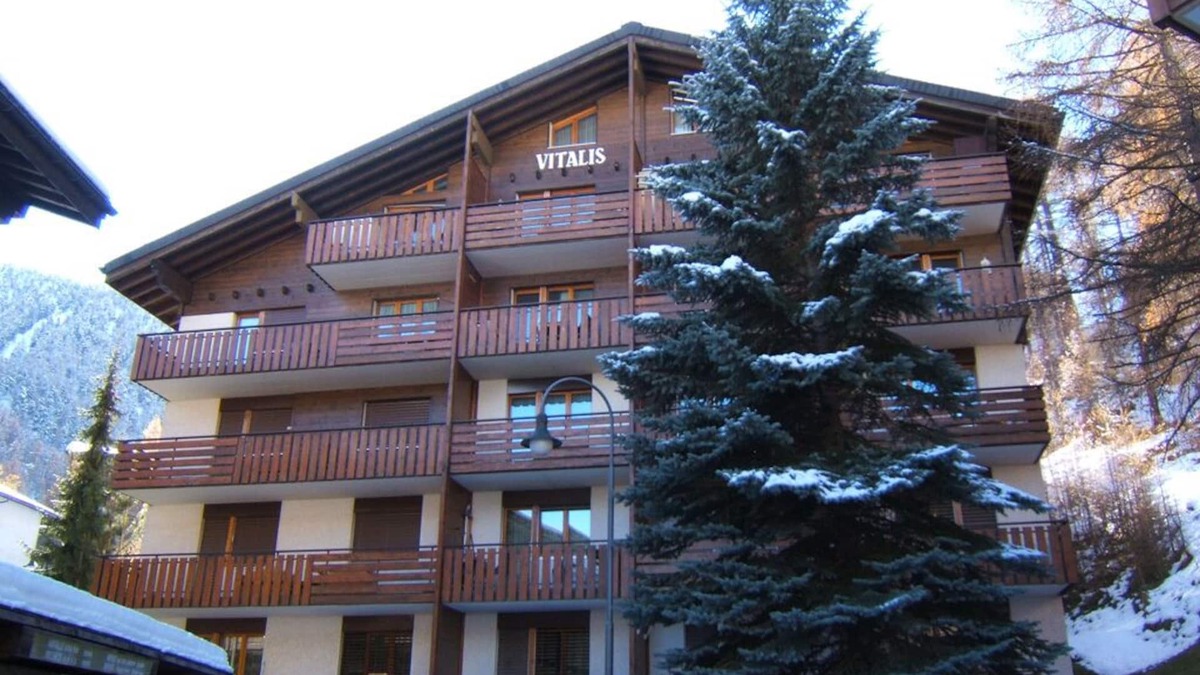 Zermatt Apartment | Spacious 2 bedroom apartment, close to centre and Matterhorn departure station