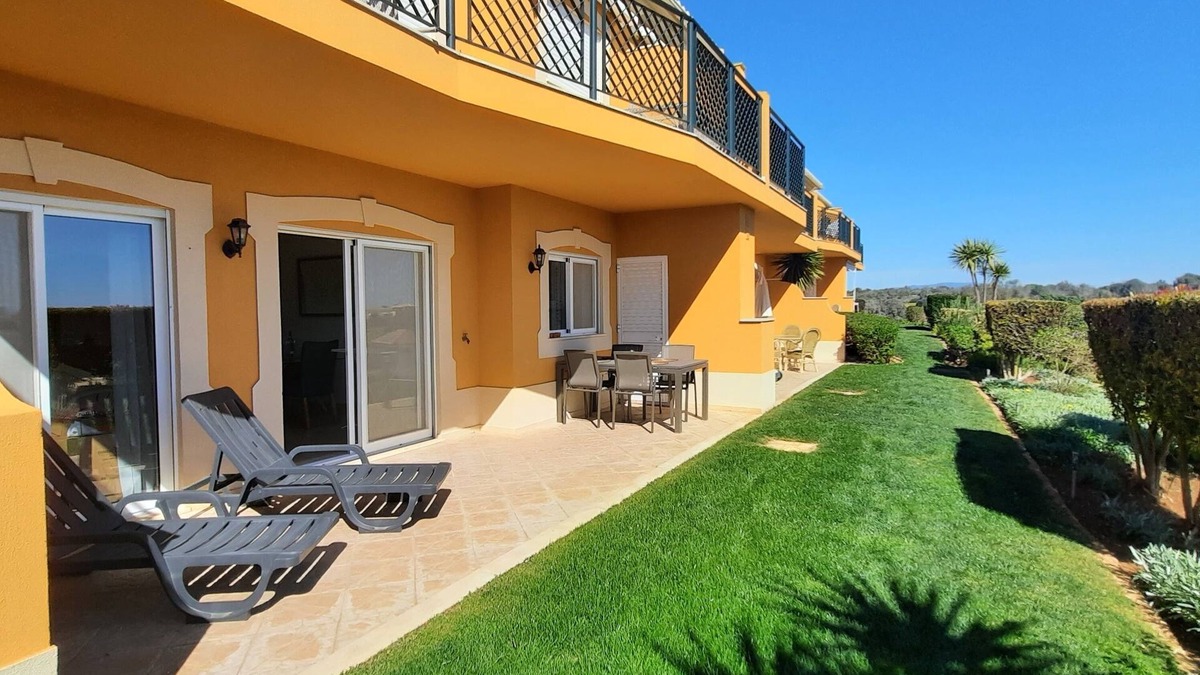 Atalaia Apartment | Spacious 2 Bedroom ground floor apartment with communal Pool