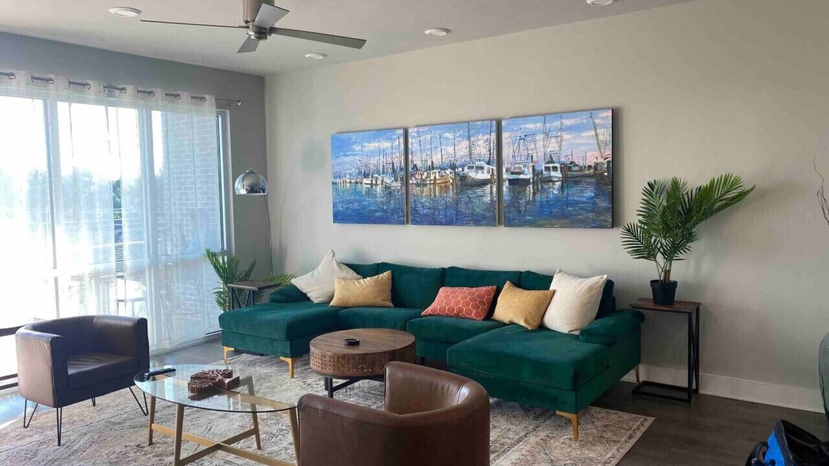Bywater Condo | Spacious 2 Bedroom Condo In Bywater New Orleans!