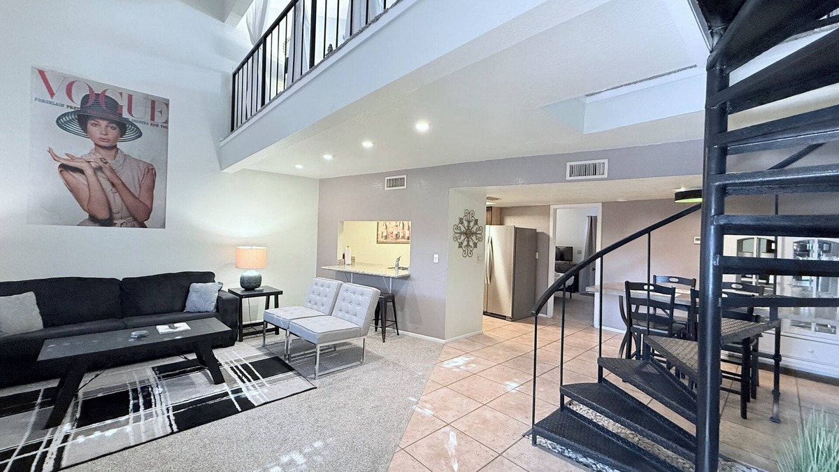 South Scottsdale Condo | Spacious 2 story loft in Old Town Scottsdale