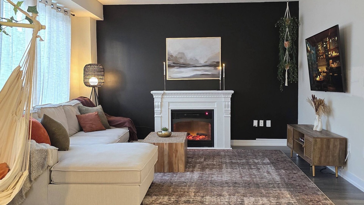 Thorold House | Spacious 2800 sqft home,18 mins to the falls & wineries. Perfect for families!