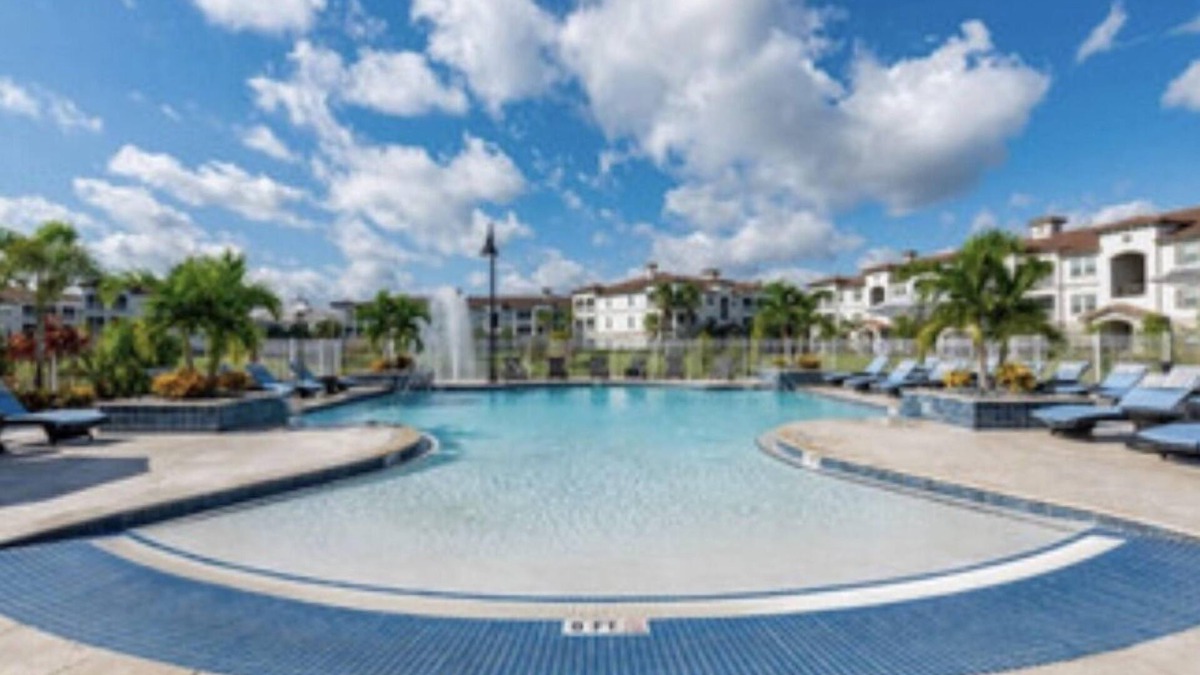 Ocoee Apartment | Spacious 2BDR Oasis w Resort Style Pool