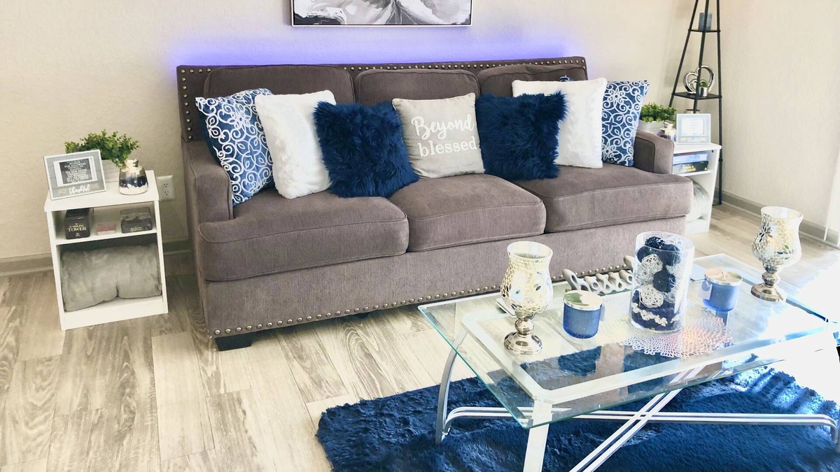 Smyrna Apartment | SPACIOUS 2BDRM-WALK TO TRUIST PARK W/FREE PARKING