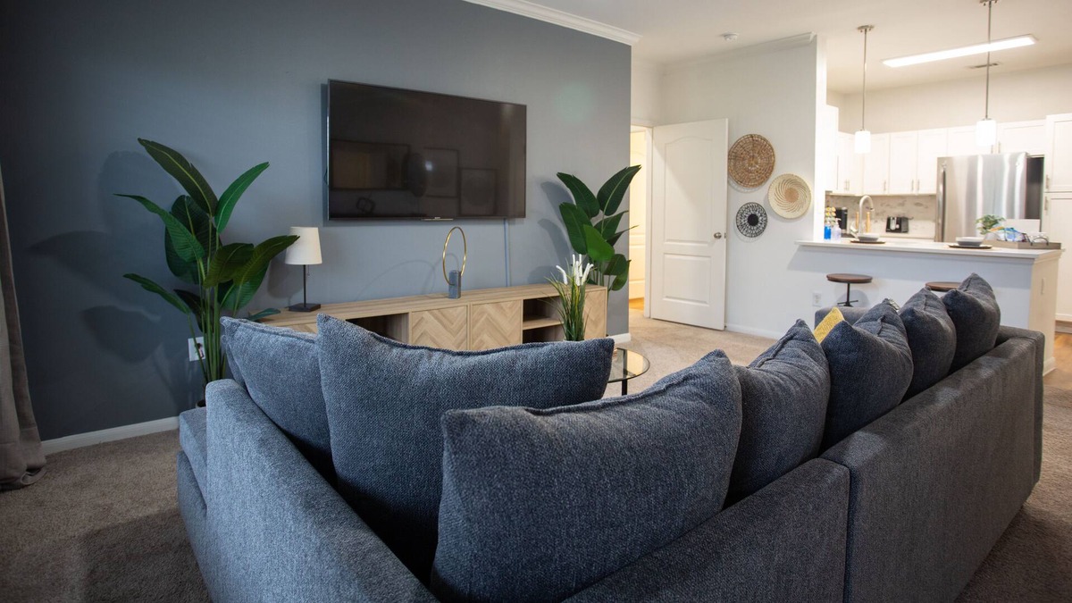 Kingwood Apartment | Spacious 2bed room and 2 full bathrooms