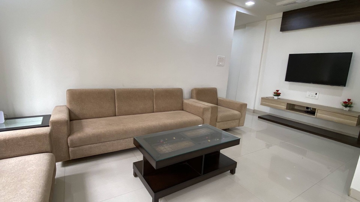 Nagpur Apartment | Spacious 2BHK centrally located Family Apartment.