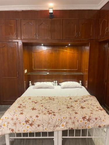 Shamshabad House | Spacious 2BHK Fully-Furnished with Living, Lounge, Kitchen, Dining & Balcony