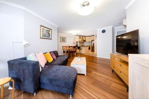 City East Apartment | Spacious 2BR Apartment in the Heart of the City - Hosted by Canstay