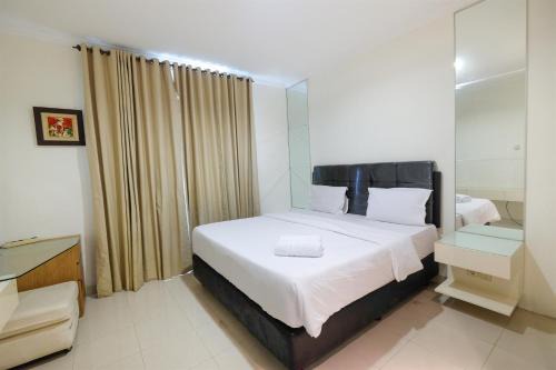Permata Hijau Apartment | Spacious 2BR Bellezza Apartment By Travelio