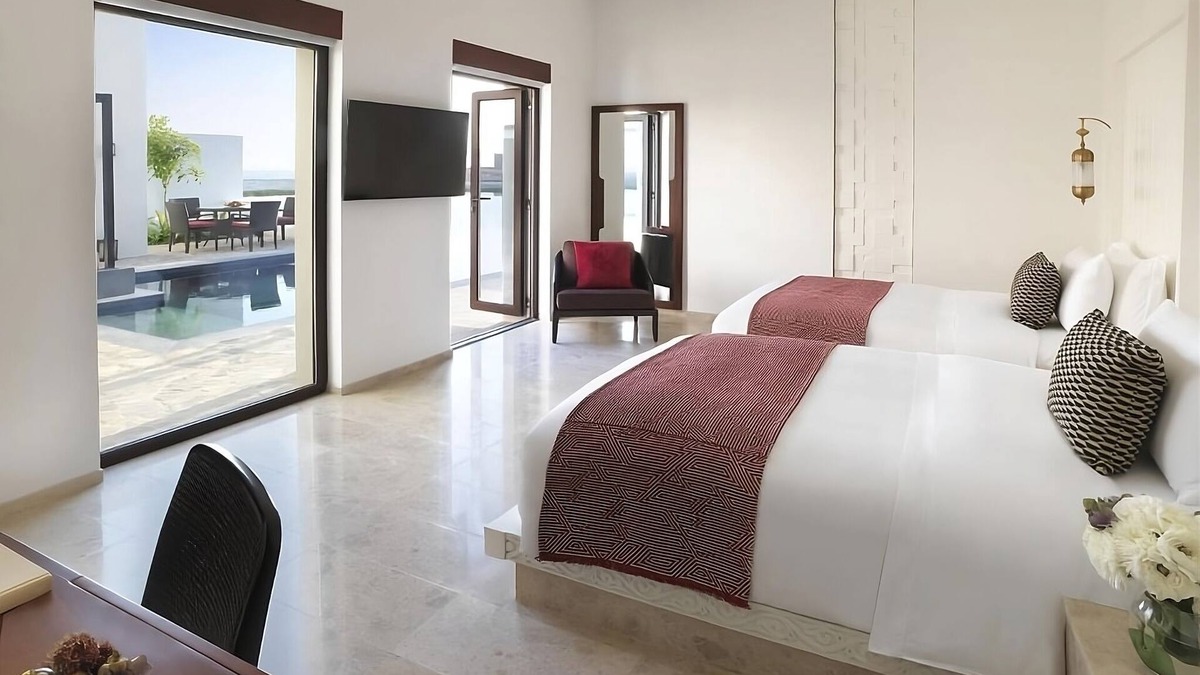Salalah Hotel | Spacious 2BR Seafront Accommodation! Outdoor Swimming Pool and Spa Center!