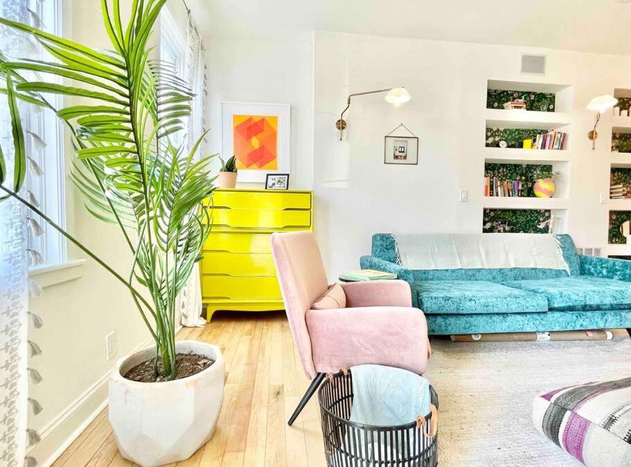 Point Breeze House | Spacious 3 BDR Home, Hosted By StayRafa 1121