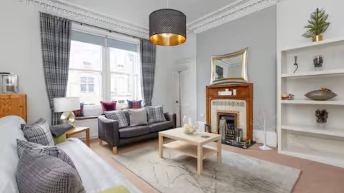 Marchmont Apartment | Spacious 3 bed home in Marchmont (Sleeps 6+2)