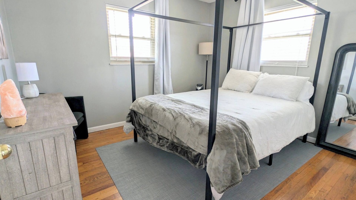 Highland Heights House | Spacious 3 Bedroom, 5 minutes from Downtown Cincinnati