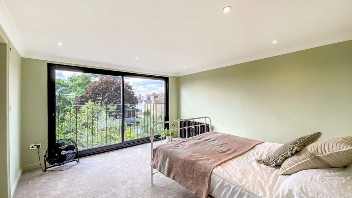 Cranbrook Apartment | Spacious 3-Bedroom Family Home with Garden