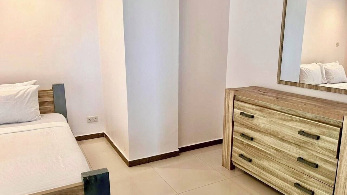 Masaki Apartment | Spacious 3-bedroom apartment with AC, WiFi in fantastic Dar es Salaam