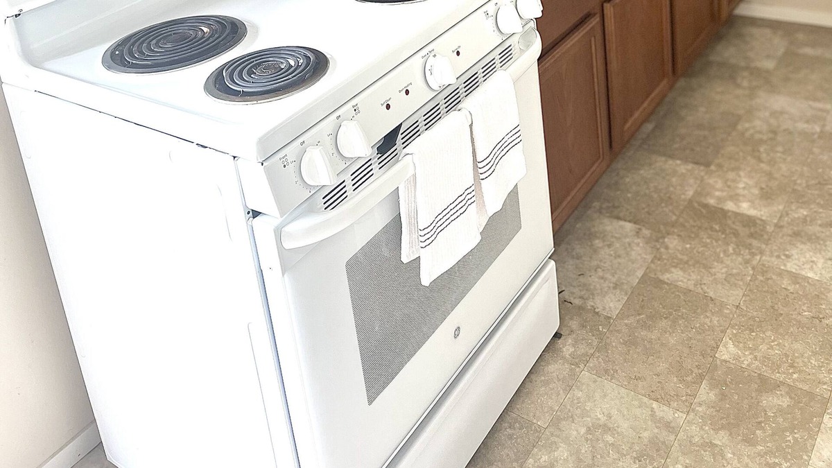 Houma Apartment | Spacious 3 Bedroom 2b Nature paradise